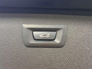 BMW 3 Series 2.0 320d M Sport Touring Auto 5dr 33