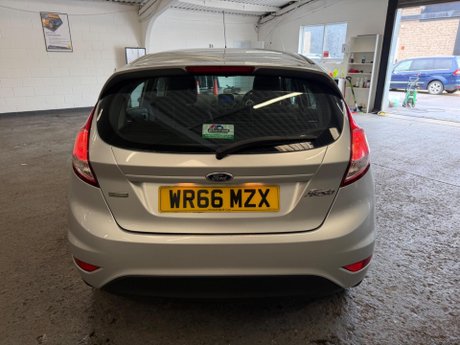 Ford Fiesta 1.0T EcoBoost Zetec Euro 6 (s/s) 5dr 6