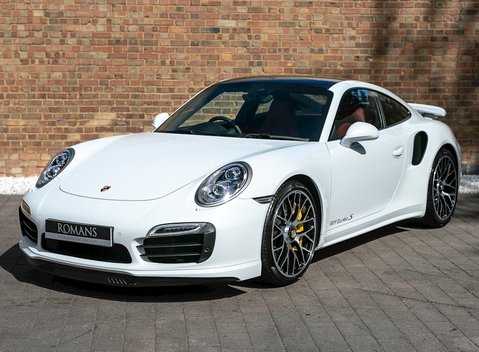 Porsche 911 (991) Turbo S 6