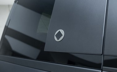 Land Rover Defender OCTA EDITION ONE 46