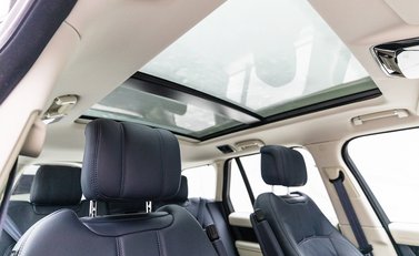 Land Rover Range Rover 4.4 SDV8 Vogue SE 11