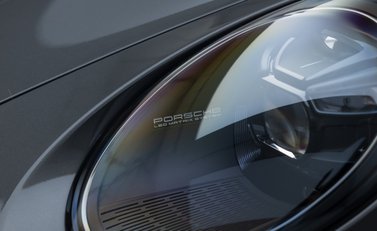 Porsche 911 Targa 4 GTS (992) 38