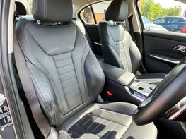 BMW 3 Series 2.0 320i Sport Auto 4dr 77