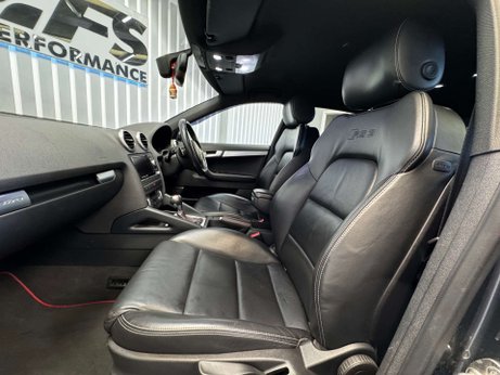 Audi RS3 2.5 TFSI Sportback 5dr Petrol S Tronic quattro Euro 5 (340 ps) 4