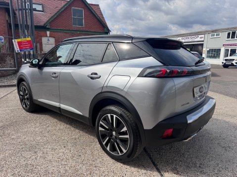 Peugeot 2008 PURETECH S/S GT LINE 7