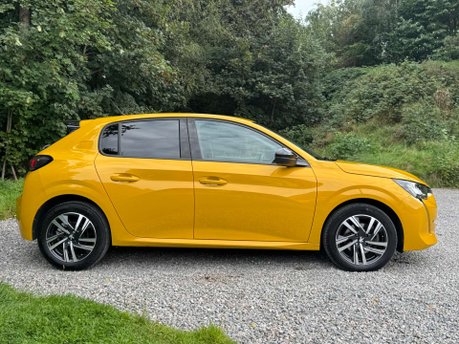 Peugeot 208 1.2 208 Allure Premium + PureTech S/S Auto 5dr