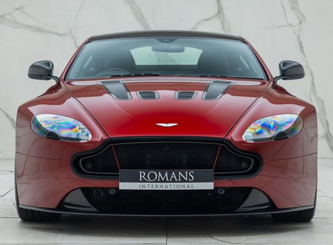 Aston Martin V12 Vantage s 7