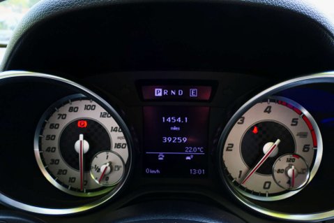Mercedes-Benz SLK 2.1 SLK 250 AMG Sport CDi BlueEfficiency Auto 2dr 27