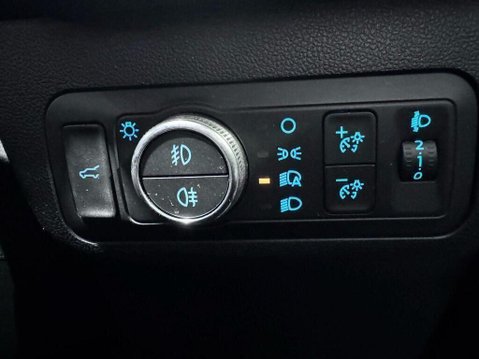 Ford Kuga 1.5T EcoBoost ST-Line Edition Euro 6 (s/s) 5dr 29