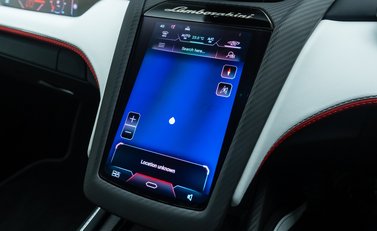 Lamborghini Revuelto 25