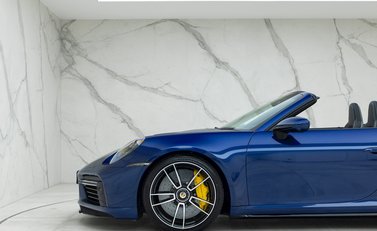 Porsche 911 (992) Turbo S Cabriolet 28