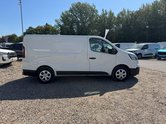 Renault Trafic AUTO SWB L1H1 Low Roof Business SL29 Air Con Sensors EURO 6 5