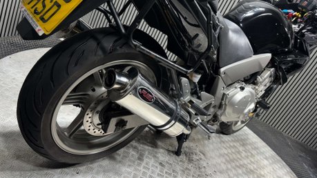 Honda CB 2010 ONLY 30K FUEL EXHAUSTS FULL LUGGAGE 1000CC TOURER 14