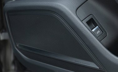 Audi RS6 Avant Carbon Black URBAN 23