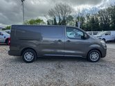 Vauxhall Vivaro LWB L2H1 [SOLD CM] Low Roof Sportive 2900 Air Con Sensors EURO 6 NO VAT 5