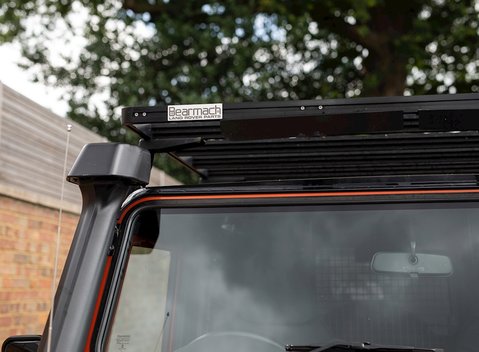 Land Rover Defender 90 Adventure Edition 26