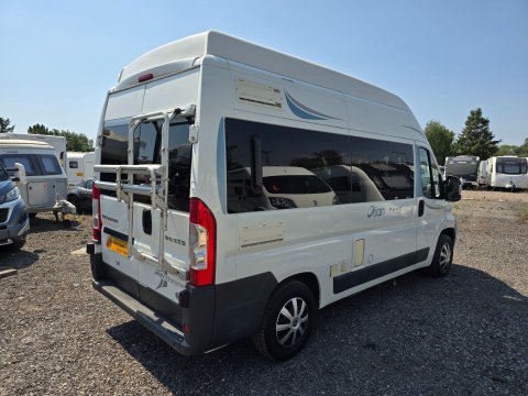 Auto-Sleepers Orian Pavo 2