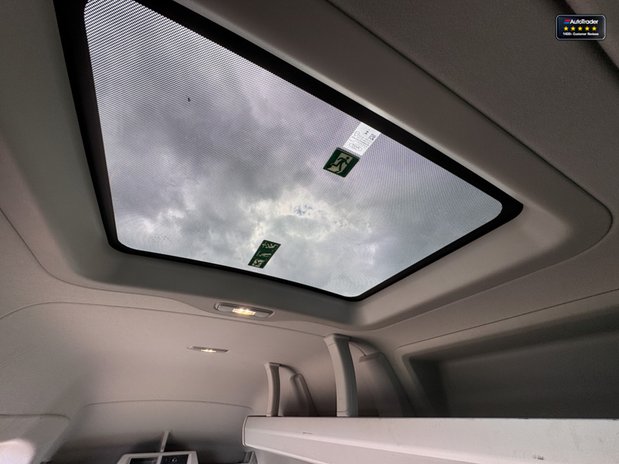 Ford Transit AUTO 17 [SOLD CM] Seat Minibus L4H3 High Roof AIR CON SUN ROOF SELECT 23