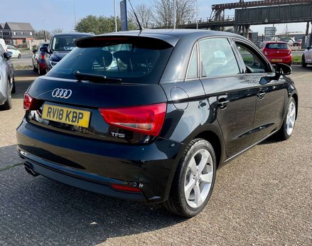 Audi A1 1.4 A1 Sportback TFSI Sport Nav 5dr 9