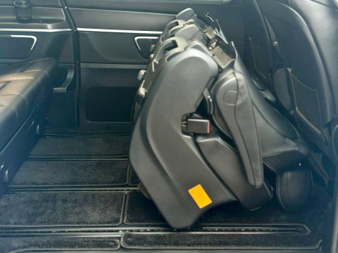 Mercedes-Benz V Class 2.2 V220d AMG Line MPV 5dr Diesel G-Tronic+ Euro 6 (s/s) 7 Seat (163 ps) 19