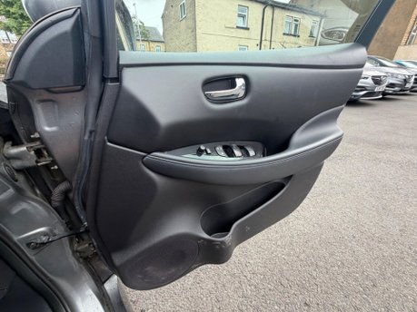 Nissan LEAF N-CONNECTA 15