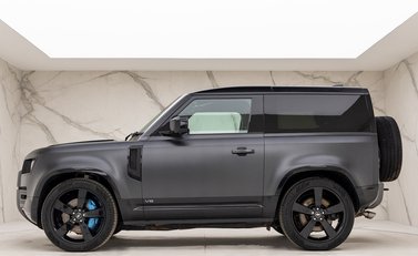 Land Rover Defender 90 V8 Carpathian Edition 2