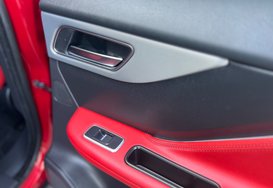 Jaguar F-Pace 3.0 V6 D300S AWD AUTO 34