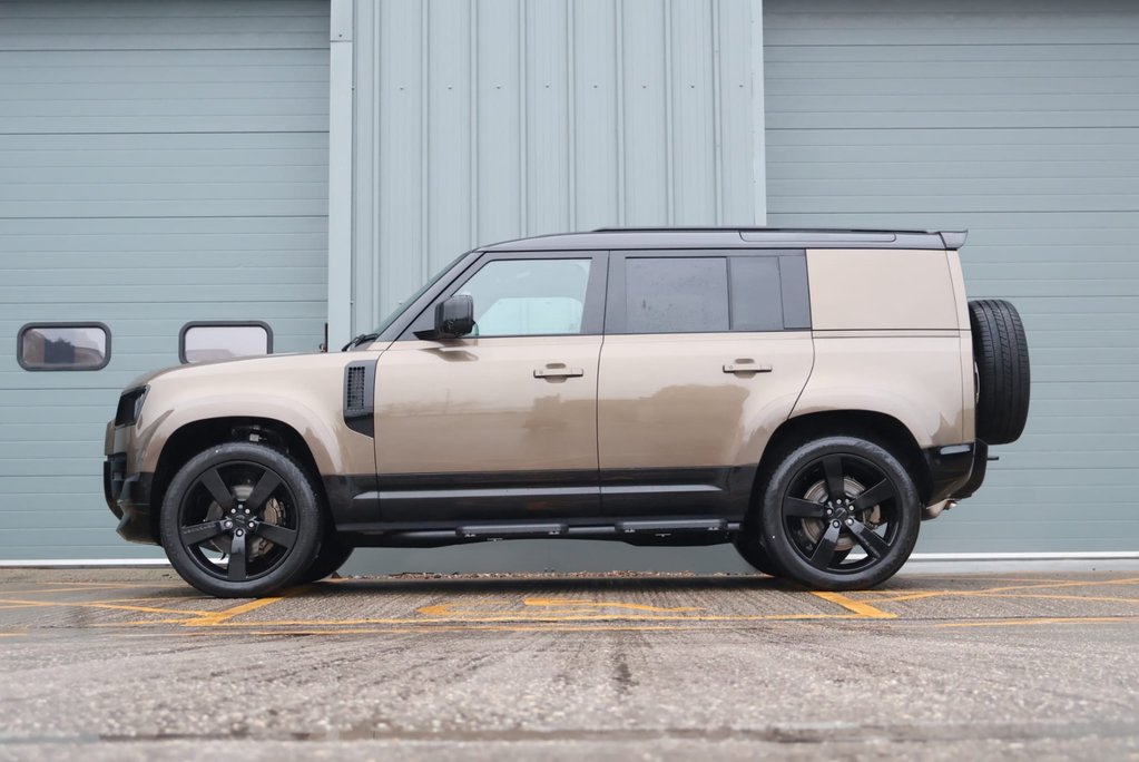 Land Rover Defender 110 2026 D350 HARD TOP X-DYNAMIC HSE STYLED BY SEEKER WITH LANDROVER REAR SEATS 10