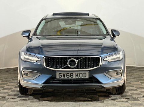 Volvo V60 D4 CROSS COUNTRY AWD 2