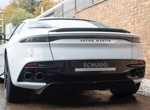 Aston Martin DBS Superleggera 24