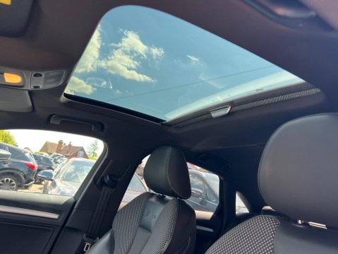 Audi A3 1.4 TFSI CoD S line S Tronic Euro 6 (s/s) 4dr (Nav) 31