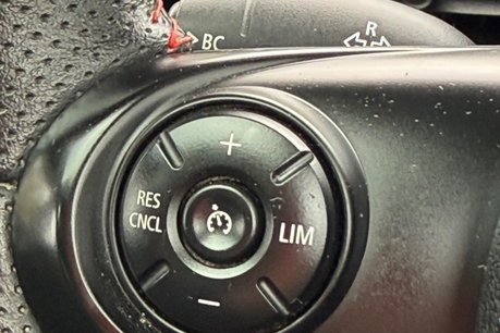 Mini Hatch COOPER 30