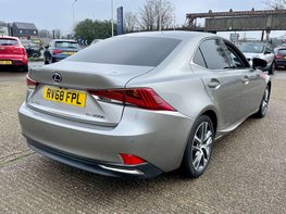 Lexus Is 2.5 IS 300h Advance CVT 4dr 6