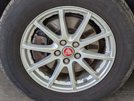 Jaguar E-Pace 2.0 E-Pace R-Dynamic D 4X2 5dr 31