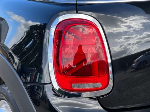 Mini Hatch 1.5 Cooper 3dr 22