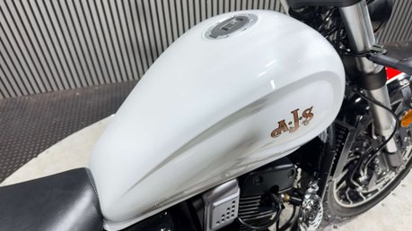 Ajs Highway Star 125 2020 ONLY 1K, 1 OWNER, MOT OCTOBER 2027 SERVICED CRUISER BIKE 125CC 28