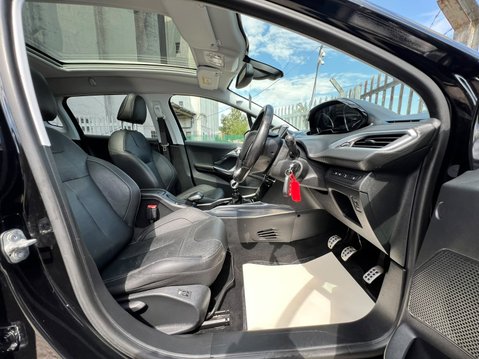Peugeot 2008 BLUE HDI S/S FELINE MISTRAL 34