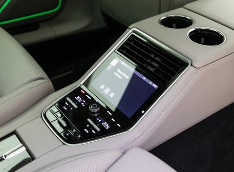 Porsche Panamera Turbo S E-Hybrid Executive 15
