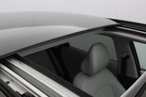 Hyundai KONA 5dr 1.6h-GDi Ultimate Petrol Hybrid DCT Automatic 28