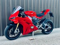 Ducati Panigale V4 1.1 Panigale V4 S 30