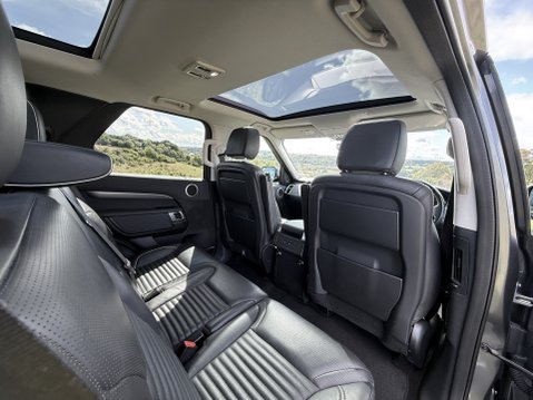 Land Rover Discovery SDV6 HSE 23
