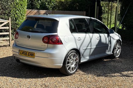 Volkswagen Golf GTI EDITION 30 T 17