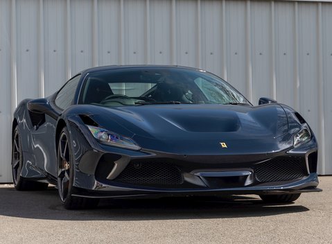 Ferrari F8 Tributo 1