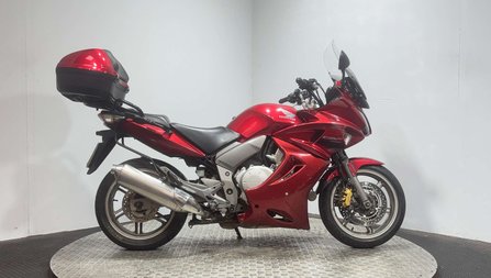 Honda CB 2010 GOOD RUNNING PROJECT BIKE SPARES OR REPAIR 1000CC