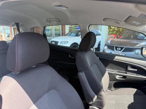 Kia Venga 1.4 EcoDynamics SR7 Euro 5 (s/s) 5dr 19