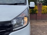 Renault Trafic 1.6 Trafic SL27 Sport Nav dCi 41