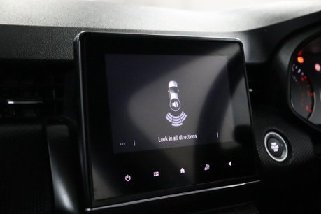 Renault Clio ICONIC EDITION TCE 37