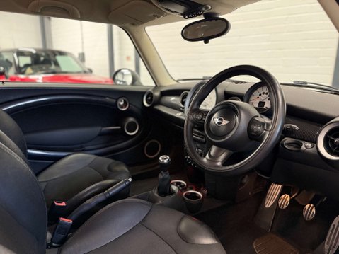 Mini Hatch 1.6 Cooper S 3dr 4