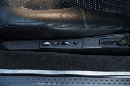 Mercedes-Benz SL 600 V12 Silver Arrow 27