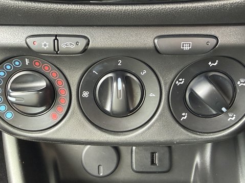 Vauxhall Corsa 1.4 Energy 5dr [AC] 26